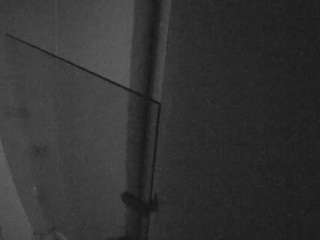 voyeurcam-casa-salsa-bathroom-7