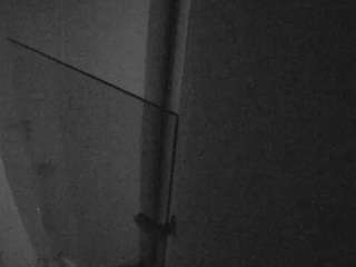 voyeurcam-casa-salsa-bathroom-7