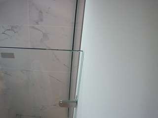 voyeurcam-casa-salsa-bathroom-7