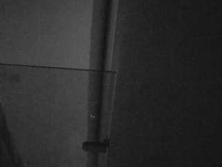 voyeurcam-casa-salsa-bathroom-7