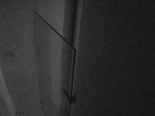 voyeurcam-casa-salsa-bathroom-7