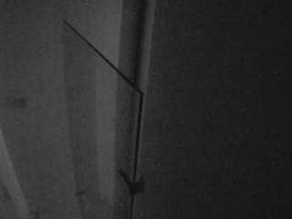 voyeurcam-casa-salsa-bathroom-7