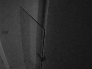 voyeurcam-casa-salsa-bathroom-7