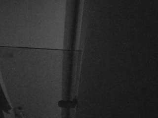 voyeurcam-casa-salsa-bathroom-7