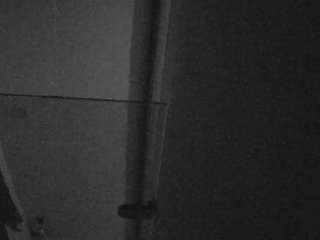 Questo modello è in diretta ora. voyeurcam-casa-salsa-bathroom-7