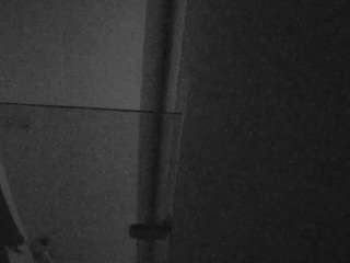 이 모델은 현재 라이브 중입니다. voyeurcam-casa-salsa-bathroom-7