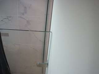 voyeurcam-casa-salsa-bathroom-7