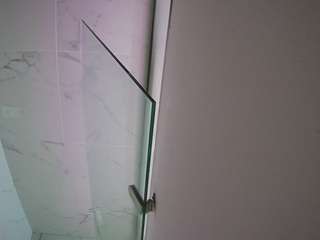 voyeurcam-casa-salsa-bathroom-7
