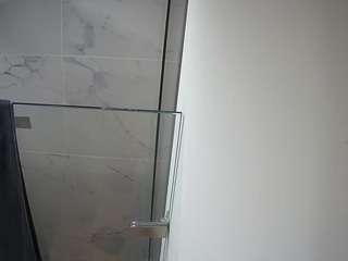 voyeurcam-casa-salsa-bathroom-7