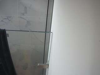 voyeurcam-casa-salsa-bathroom-7