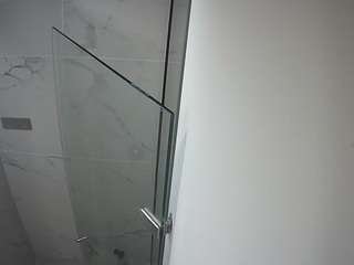 voyeurcam-casa-salsa-bathroom-7