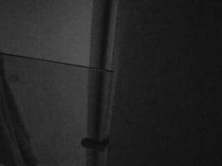 voyeurcam-casa-salsa-bathroom-7