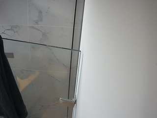 voyeurcam-casa-salsa-bathroom-7