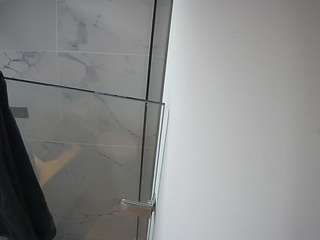 voyeurcam-casa-salsa-bathroom-7