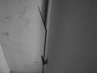 voyeurcam-casa-salsa-bathroom-7