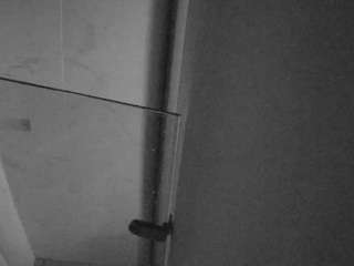 voyeurcam-casa-salsa-bathroom-7