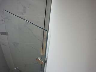 voyeurcam-casa-salsa-bathroom-7