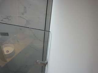 voyeurcam-casa-salsa-bathroom-7