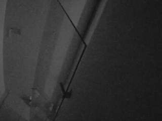 voyeurcam-casa-salsa-bathroom-7