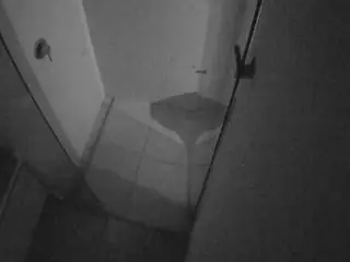 Casa Salsa Bathroom 7's Live Sex Cam Show