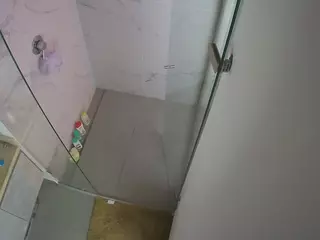 Casa Salsa Bathroom 7's Live Sex Cam Show