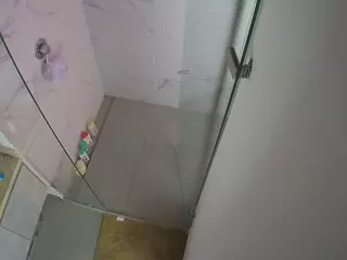 Casa Salsa Bathroom 7's Live Sex Cam Show