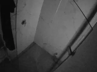 Casa Salsa Bathroom 7's Live Sex Cam Show