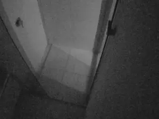 Casa Salsa Bathroom 7's Live Sex Cam Show