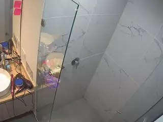 Casa Salsa Bathroom 7's Live Sex Cam Show