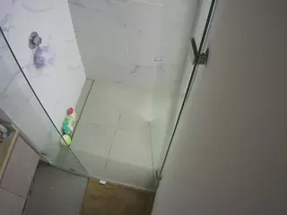 Casa Salsa Bathroom 7's Live Sex Cam Show