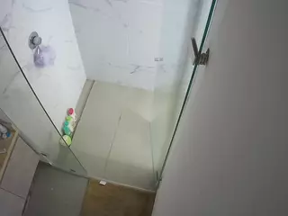 Casa Salsa Bathroom 7's Live Sex Cam Show