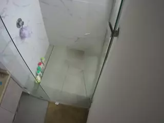 Casa Salsa Bathroom 7's Live Sex Cam Show