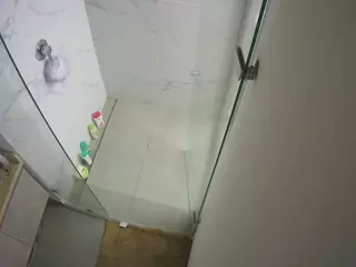 Casa Salsa Bathroom 7's Live Sex Cam Show