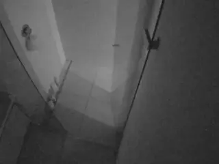 Casa Salsa Bathroom 7's Live Sex Cam Show