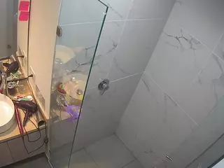 Casa Salsa Bathroom 7's Live Sex Cam Show