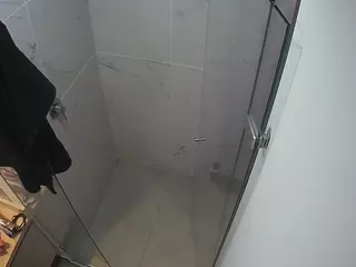 Casa Salsa Bathroom 7's Live Sex Cam Show