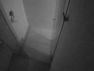 Casa Salsa Bathroom 7's Live Sex Cam Show