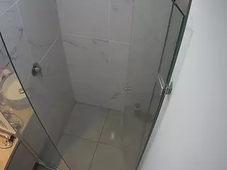 Casa Salsa Bathroom 7's Live Sex Cam Show