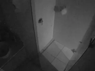 Casa Salsa Bathroom 7's Live Sex Cam Show