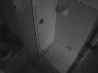 Casa Salsa Bathroom 7's Live Sex Cam Show