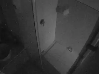 Casa Salsa Bathroom 7's Live Sex Cam Show