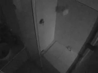 Casa Salsa Bathroom 7's Live Sex Cam Show