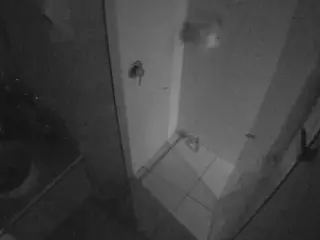 Casa Salsa Bathroom 7's Live Sex Cam Show