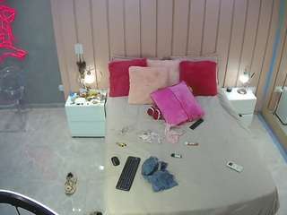 Free Adult Cam voyeurcam-casa-salsa-bedroom-1 camsoda