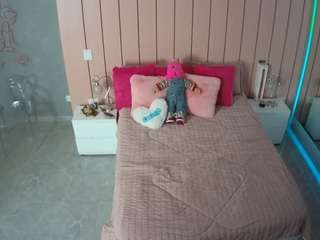 Adult Cam Roulette camsoda voyeurcam-casa-salsa-bedroom-1