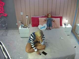 voyeurcam-casa-salsa-bedroom-1 camsoda Adult Only Camchat 