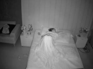voyeurcam-casa-salsa-bedroom-1