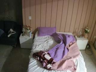 voyeurcam-casa-salsa-bedroom-1