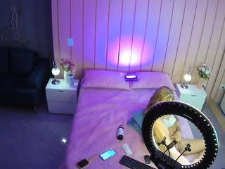 voyeurcam-casa-salsa-bedroom-1