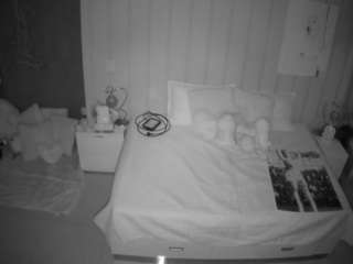 voyeurcam-casa-salsa-bedroom-1